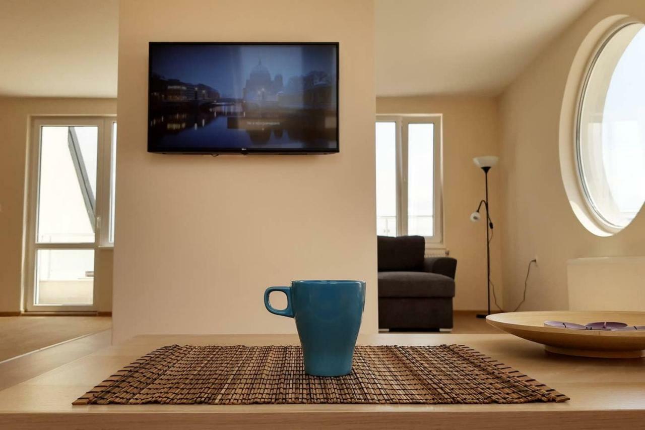 Sky Blue Danube Apartment Ruse Exterior foto